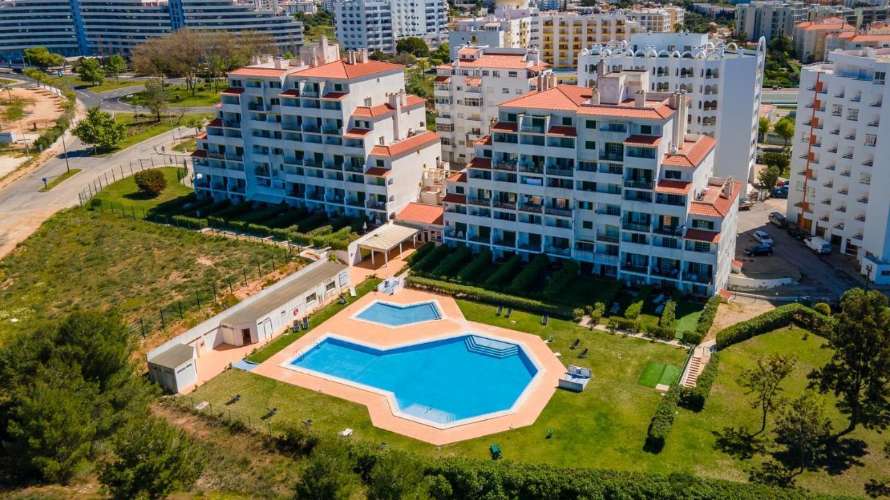 2Bdr Duplex W Ac & Pool In Portimao By Lovelystay エクステリア 写真