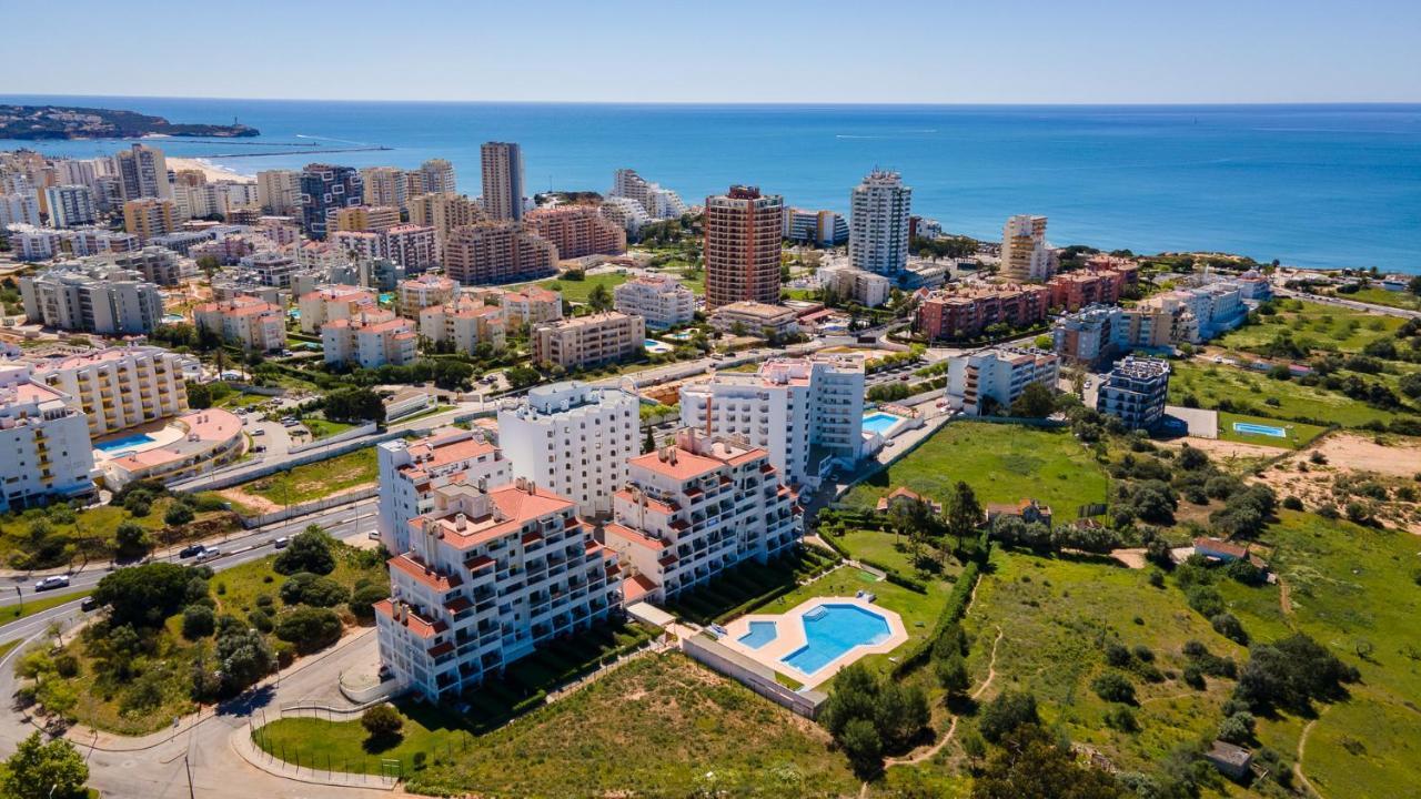 2Bdr Duplex W Ac & Pool In Portimao By Lovelystay エクステリア 写真